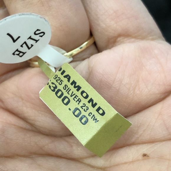 REAL DIAMOND RING! 925 sterling silver .23cttw wow - Picture 2 of 4